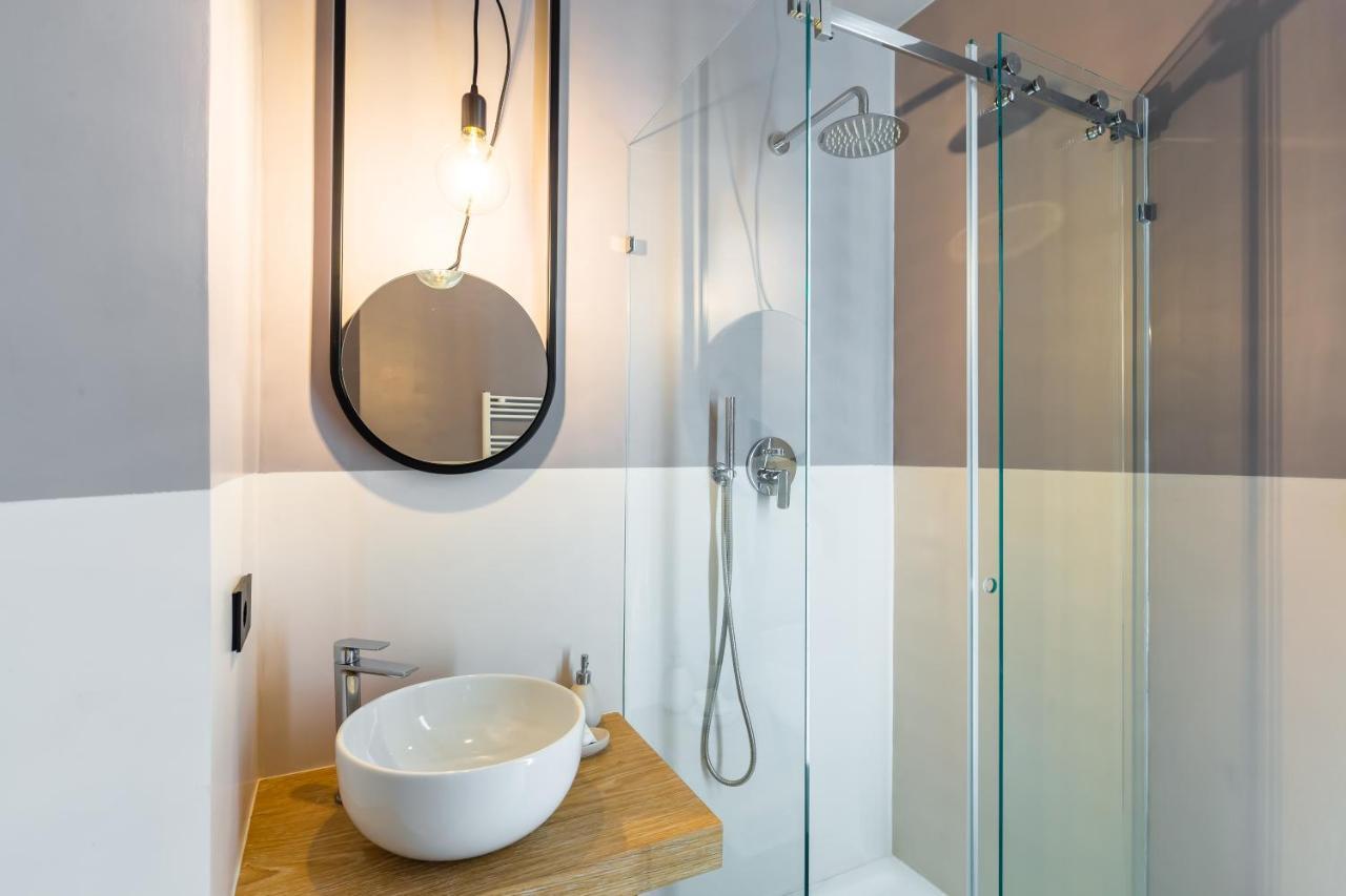 Starhost - Casa Giulia Apartment Salerno Luaran gambar